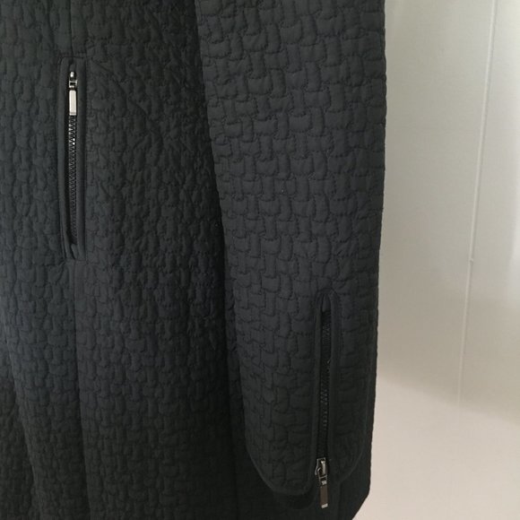 DKNY BLACK QUILTED COAT WITH ZIPPER SIZE SMALL - Picture 5 of 5